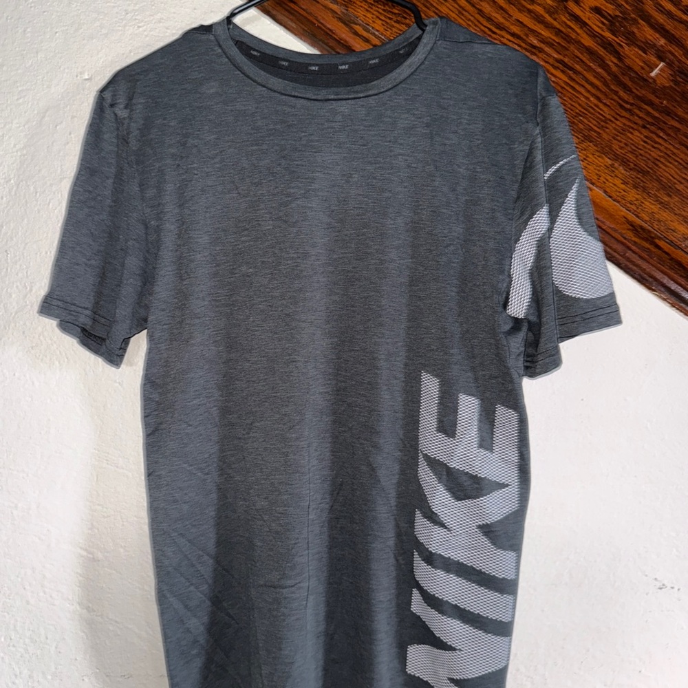Nike Charcoal Gray Men's Tee